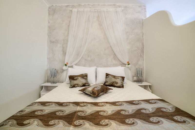 Pantheon Hotel Agios Georgios  Buitenkant foto
